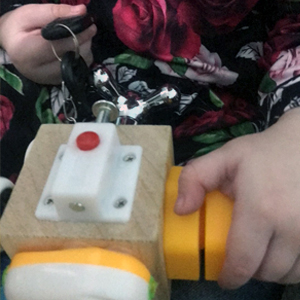 bizikub-zanimatelna-aktivna-igrachka-za-deca-mneniya-2