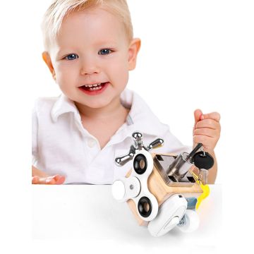 Бизикуб  - занимателна, активна играчка за деца