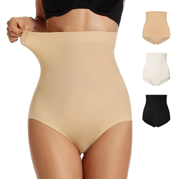 Класически оформящи бикини с висока талия